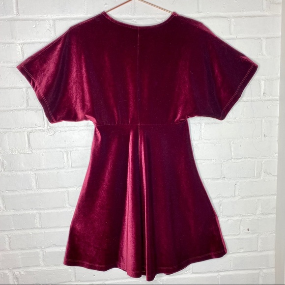 ASOS Burgundy Velvet Deep V Skater Dress sz 4 - Picture 8 of 11